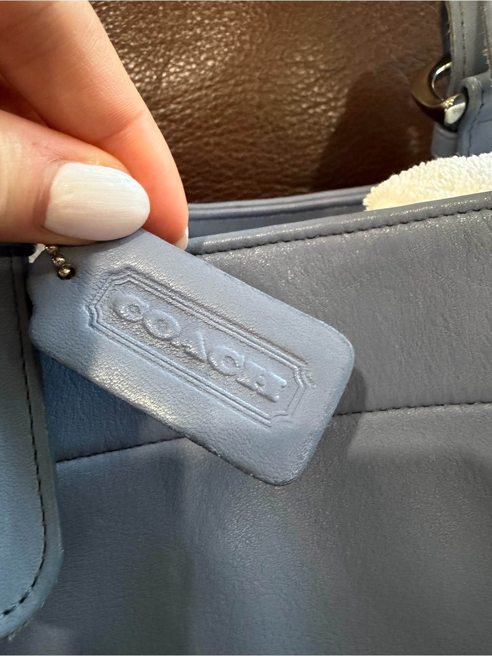 Coach Light Blue Leather Shoulder Bag- Authenticated rare blue color - Picture 2 of 10